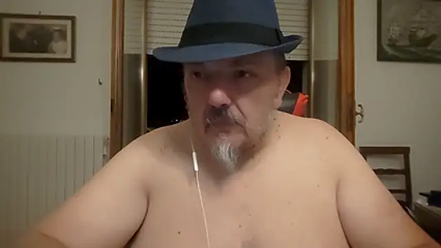 Theitalianpapi webcam
