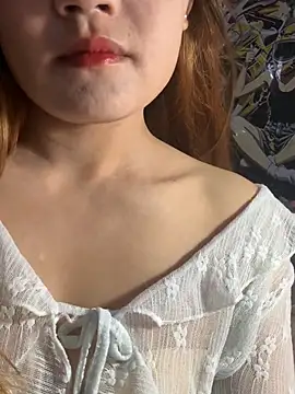 Thaolinh_bb webcam