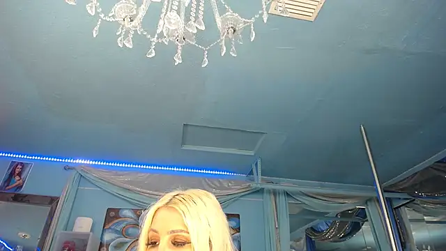 ADRIANNA_FOX webcam