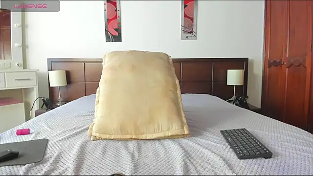 MiaMarin_hot webcam