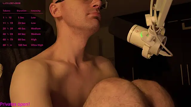 Moonsire1 live cam on StripChat