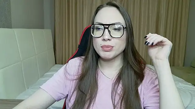 CarolineGlow_