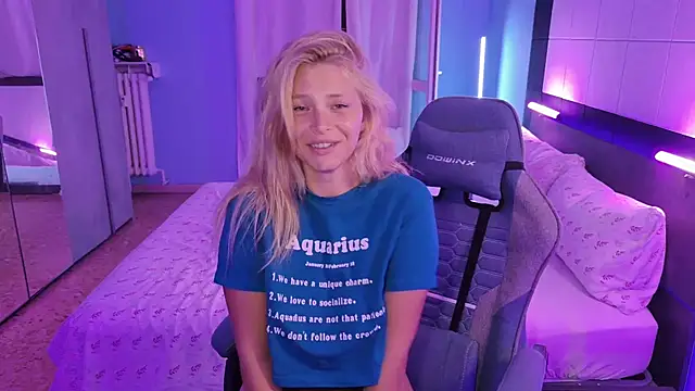 anastasiaaniess (F young) - Happy Annie :heart: