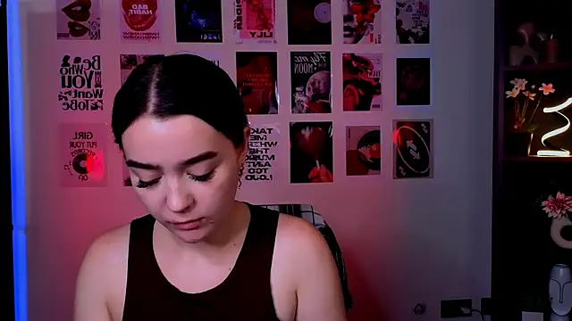 monica_xcx webcam