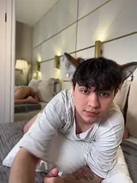 FetishFox webcam