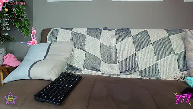 bloom_apple webcam