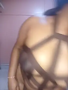 Luciouslips00 webcam