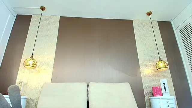 Tiifany_Baker webcam