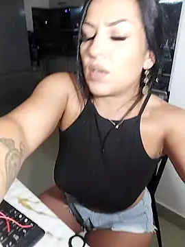 hot-babygirl webcam