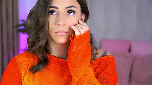 AishaSins webcam