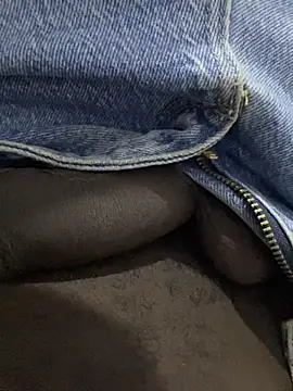 Kenyancock100 live sex cam