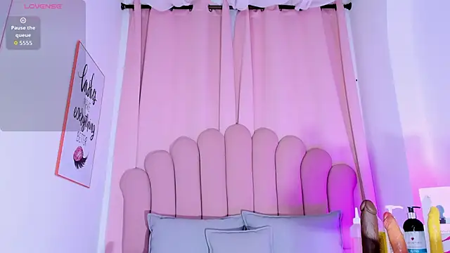 NicoleMadrird webcam