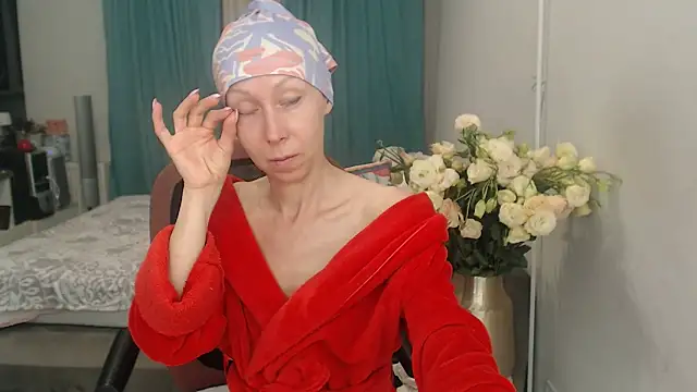 LuxuryNika live cam on StripChat
