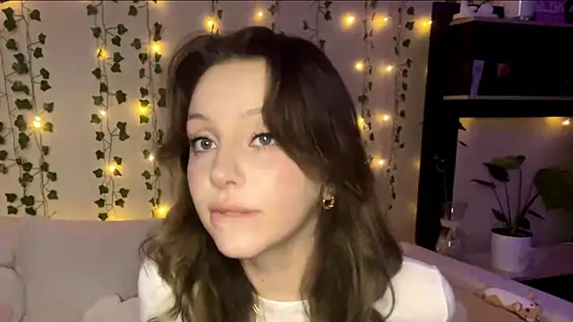 yanashowsy live cam on StripChat