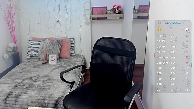 Lana_Fiore webcam