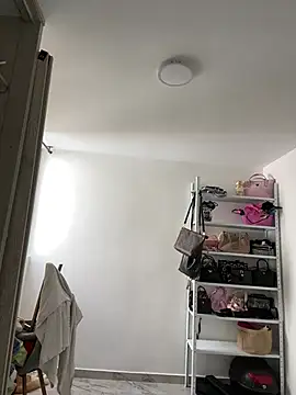 sherryblossom__ webcam