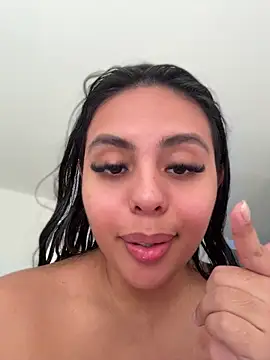 Aylin_Fox webcam