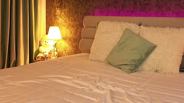 ChloeBelleX webcam