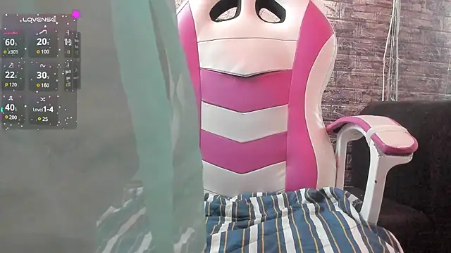paola_ih webcam