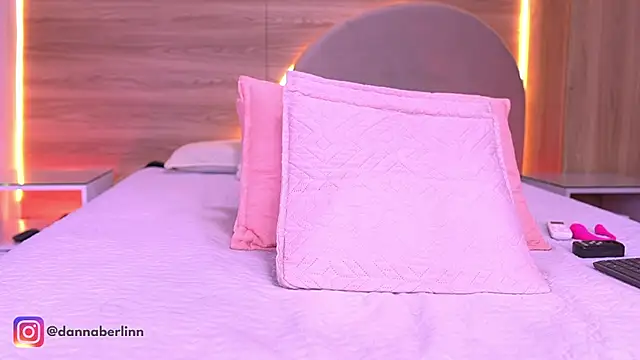 danna_berlin_ webcam