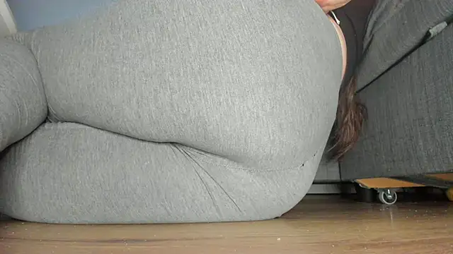 Squirtlady38 webcam