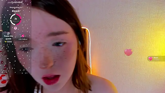 lexxxxxxi webcam
