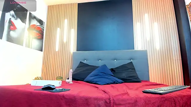 VickyJohnson1 webcam