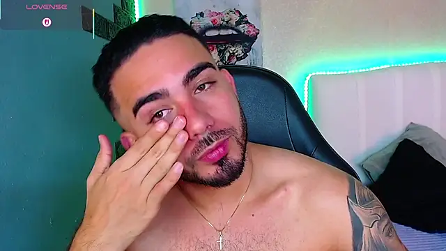 adamhairy webcam