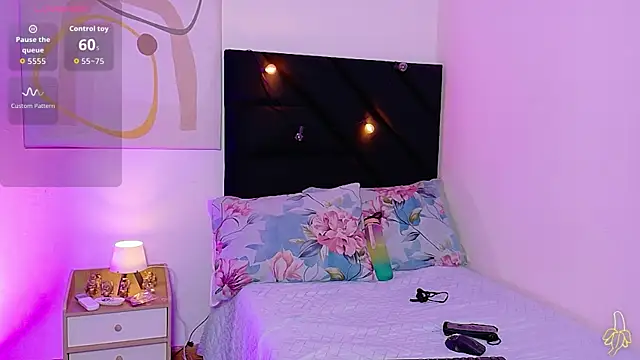 littleaprill webcam