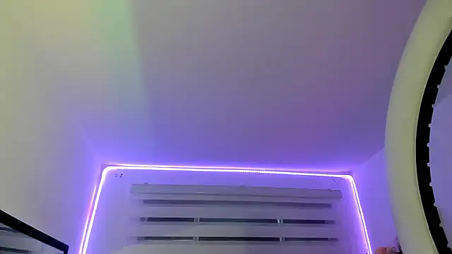 Agatha_Marin webcam
