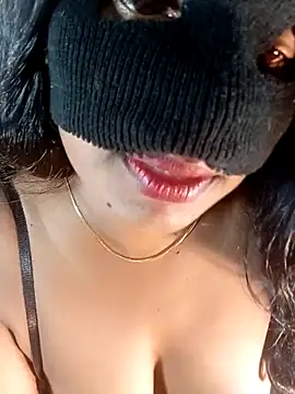 kameeliya_ - Kameeliya_'s free webcam - UK Sex Cams