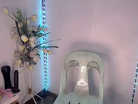 maui_wowie_xxx webcam