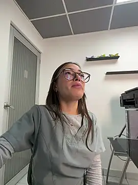 Sweet_Milaa1 webcam