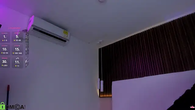 rebecaa_grey webcam
