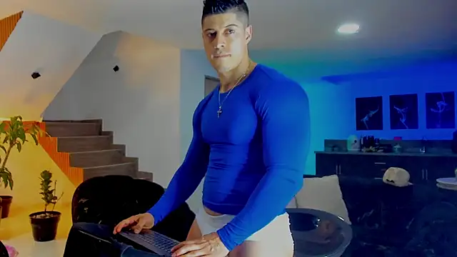 lukas_green11 live cam on StripChat