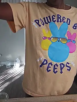 oliviaprettypussy webcam