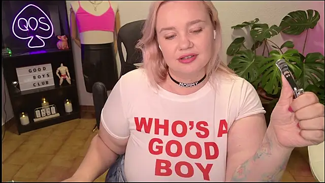 MargotGrey webcam