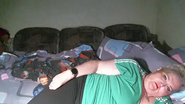 Lana555 live cam on StripChat