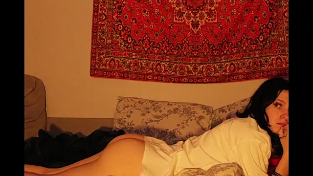 catherine19hunt (G teen) - Touch boobs