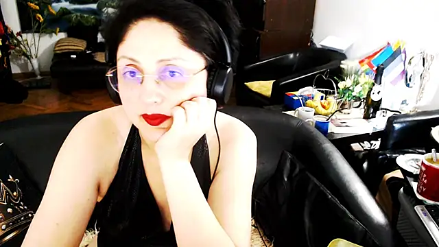 Imperatriza live cam on StripChat