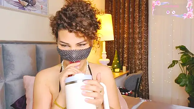 -TurkishLatina- webcam