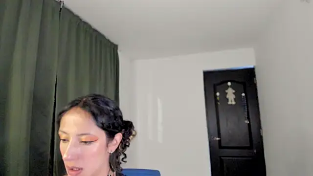 Lucia_Fuster webcam