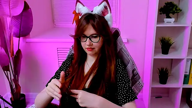 CarolGiggly webcam