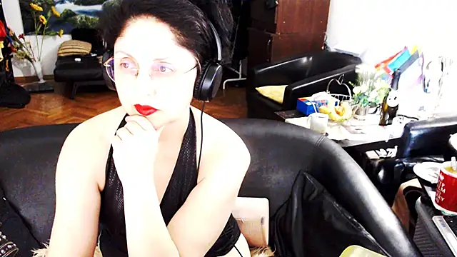Imperatriza live cam on StripChat