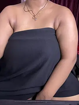 DarlingRuby live cam on StripChat