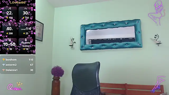 _Victoria_Jones_ live cam on StripChat
