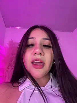Zoe_Serrat
