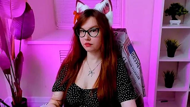 CarolGiggly webcam