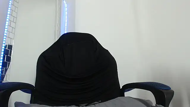 Nash_fit18 live cam on StripChat