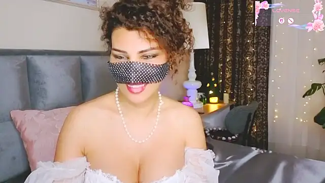 -TurkishLatina- webcam